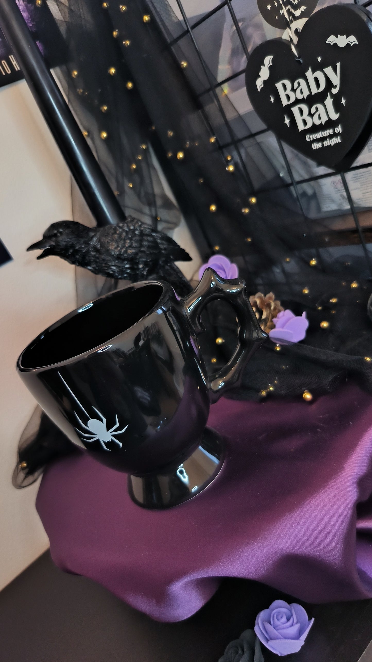 Mugs Black Spider