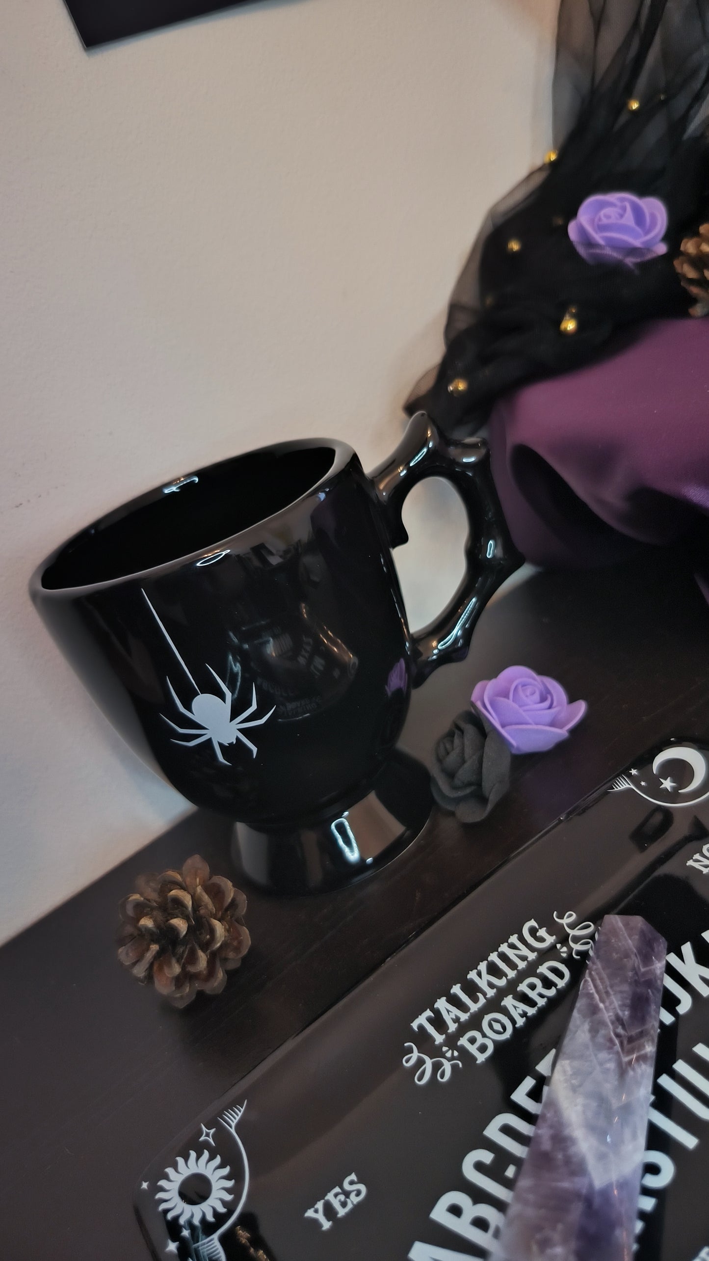 Mugs Black Spider