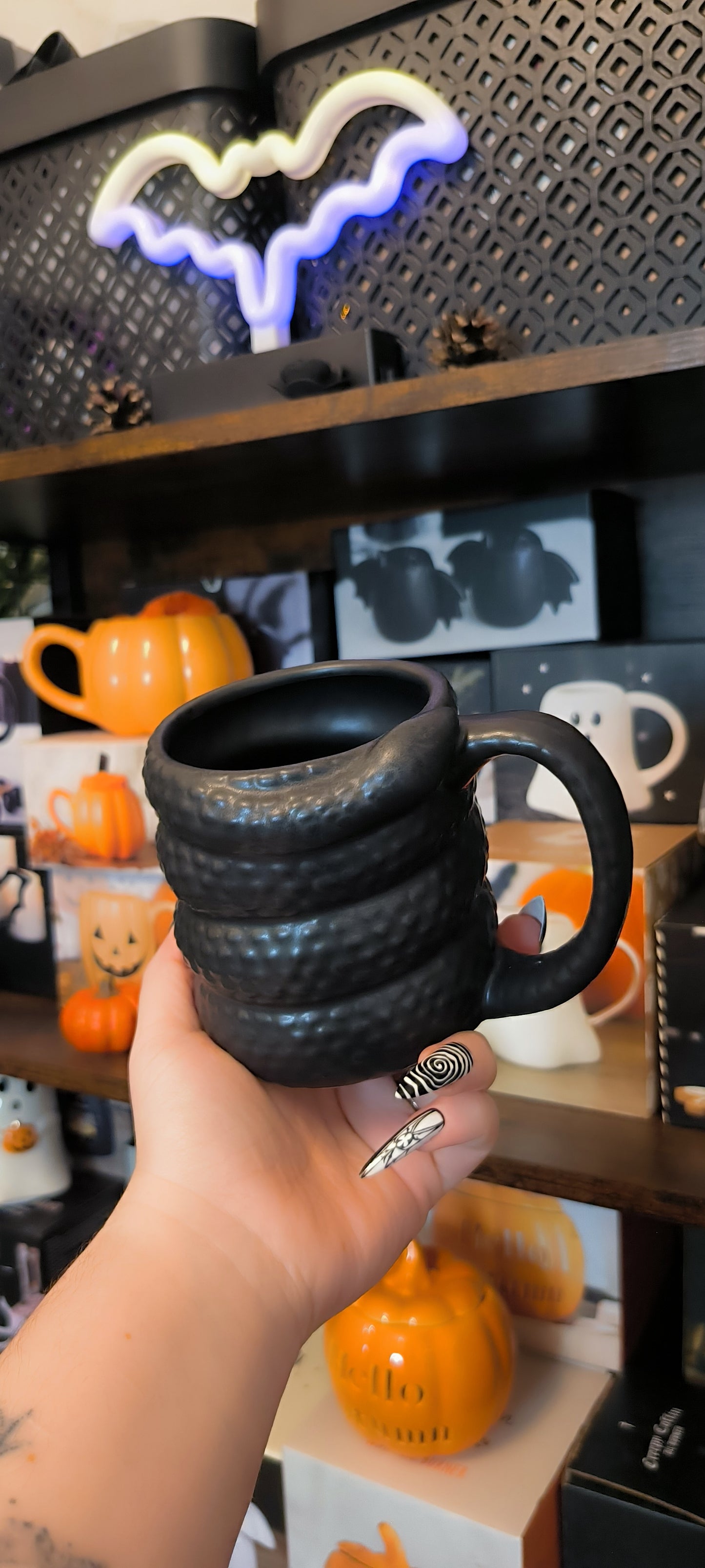Mug serpent